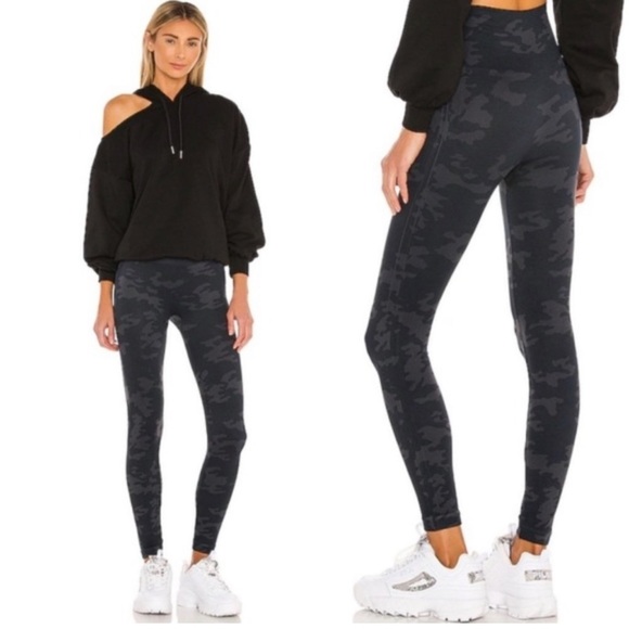 SPANX Look at Me Now Seamless High Waisted Leggings Black Camo Camouflage XL - Picture 4 of 16